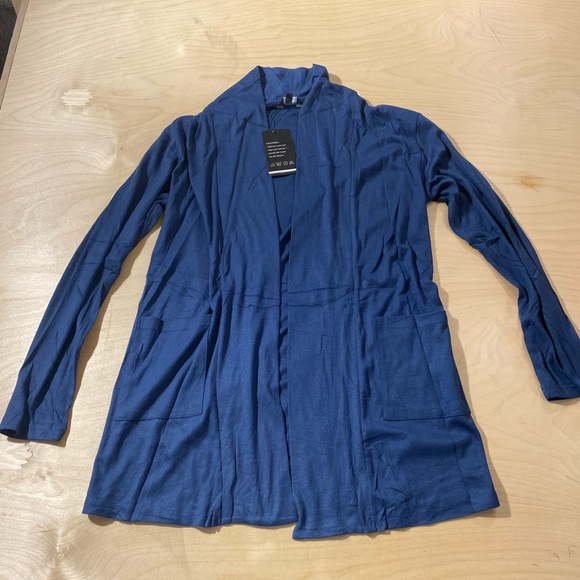 Micoson Cardigan size Small (HO) - Picture 5 of 12